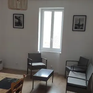 Simples Et Fonctionnels Appartement